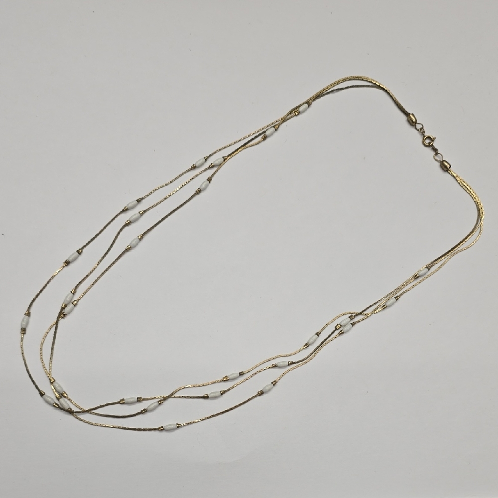 🔸️5/$25🔸️Vintage Gold and White Multi-Strand Necklace